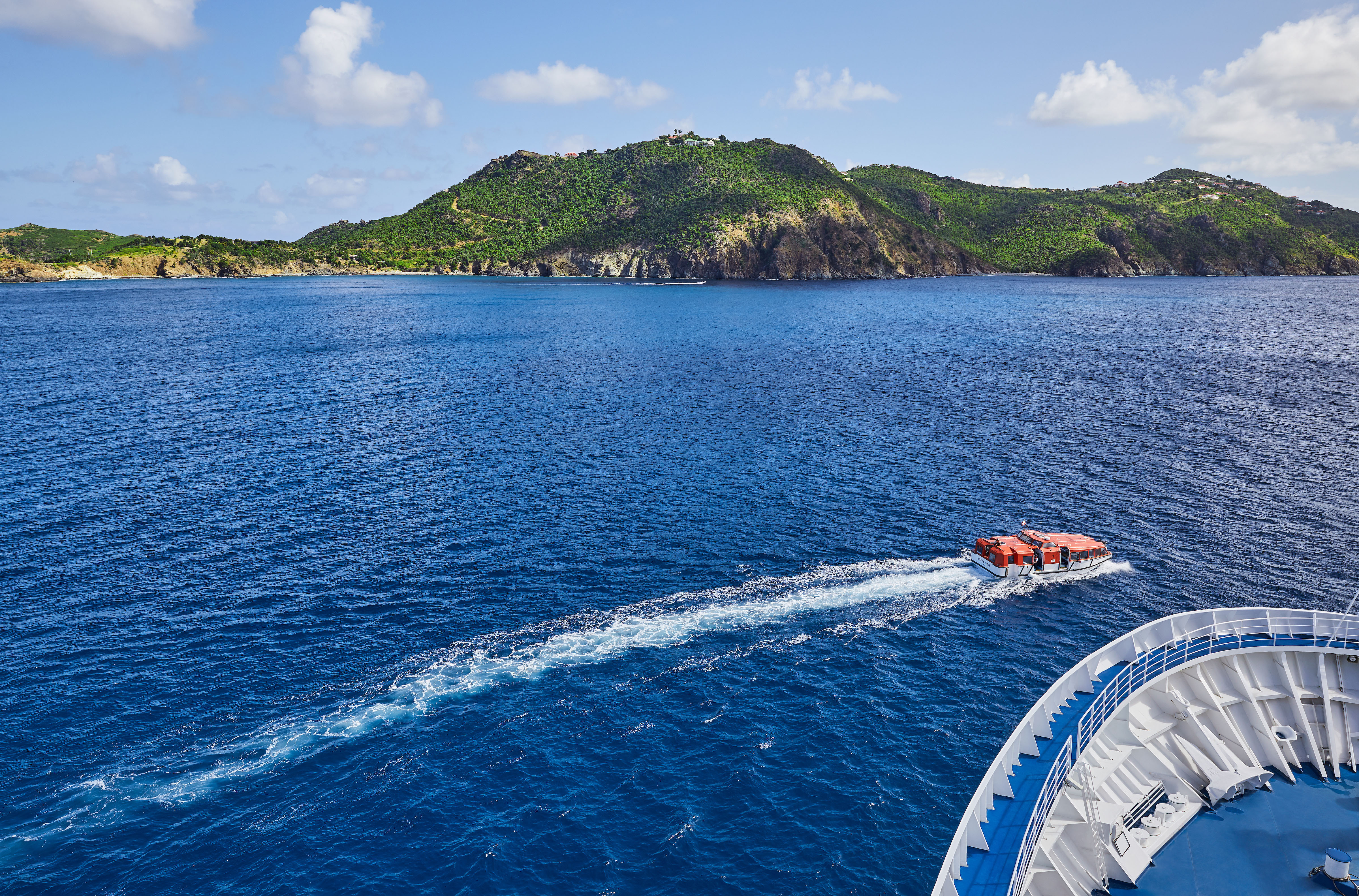 Silversea - Silver Shadow - Excursions.jpg
